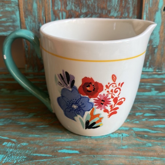 The Pioneer Woman Flea Market Floral Ceramic Measuring Cup 32 Oz/4 Cups - Picture 3 of 9